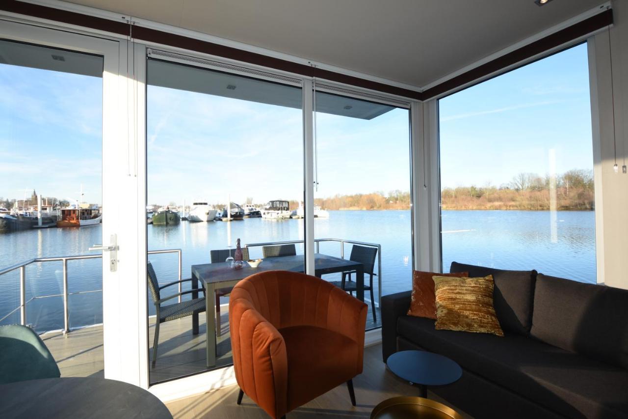Holiday home Houseboat Martinique Maastricht